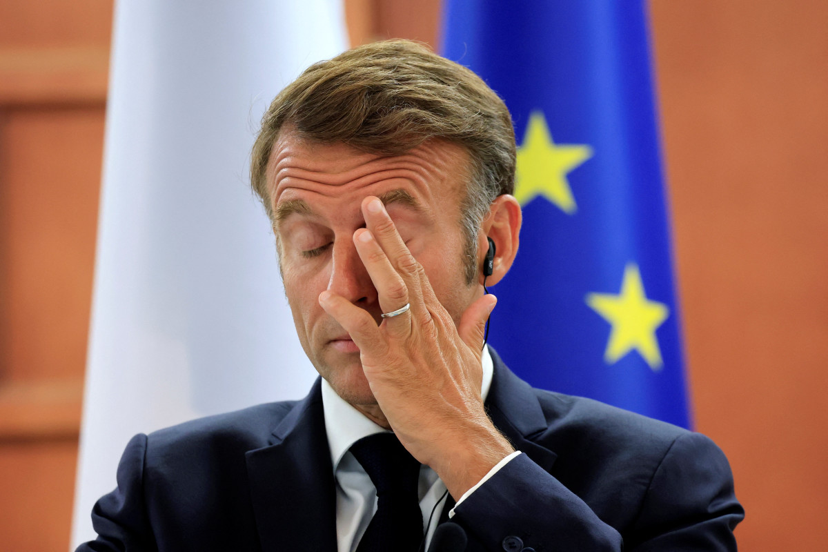 הפאדיחה של מקרון: הסרטון שגרם לרשת להתפוצץ מצחוק | צפו