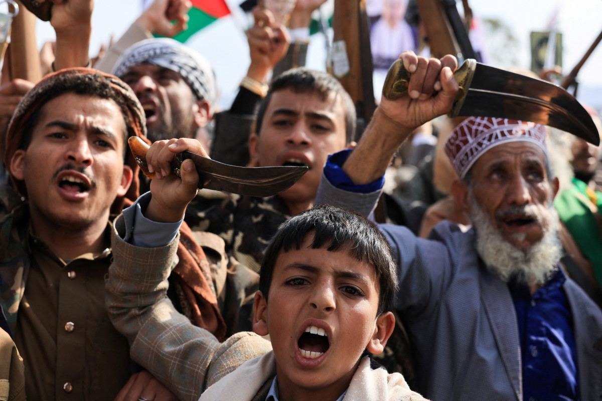 החות’ים מצטרפים למלחמה עם ישראל – וזה לא במקרה