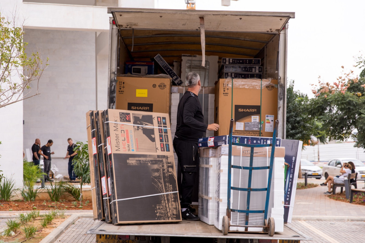 חוזרים הביתה: היזמים שפתחו את הדלת והלב לתושבי העוטף עד לחזרתם הביתה