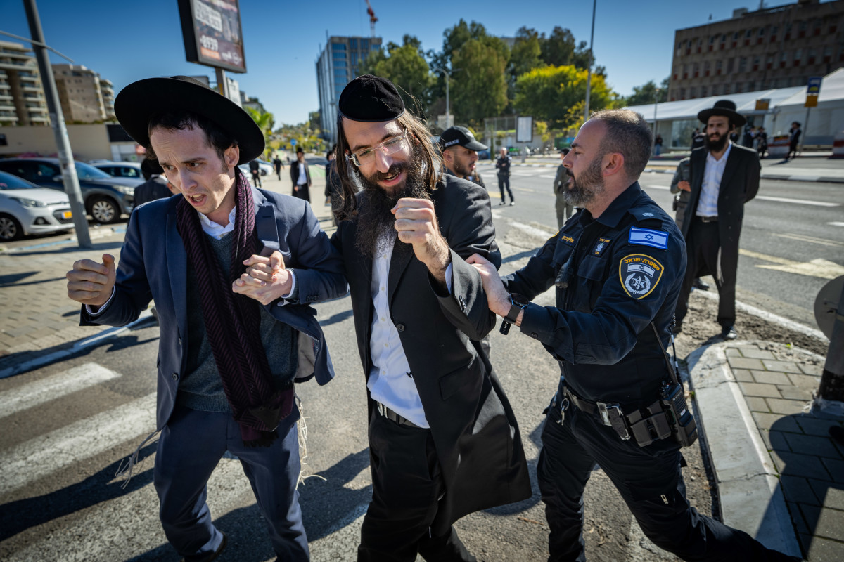 דירה בהנחה או מעון מסובסד? הממשלה תדון בסנקציות לאברכים שלא מתגייסים