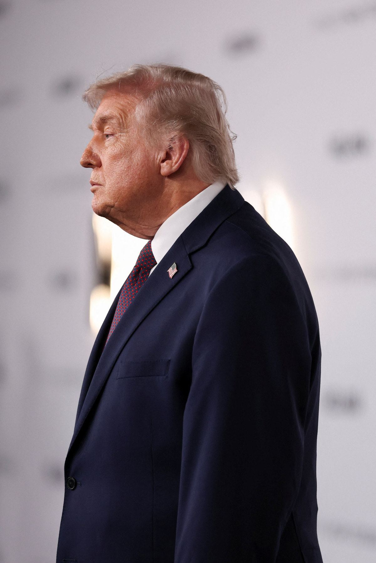 השליח של טראמפ נכשל – והודח: הדרמה מאחורי הקלעים בעיראק