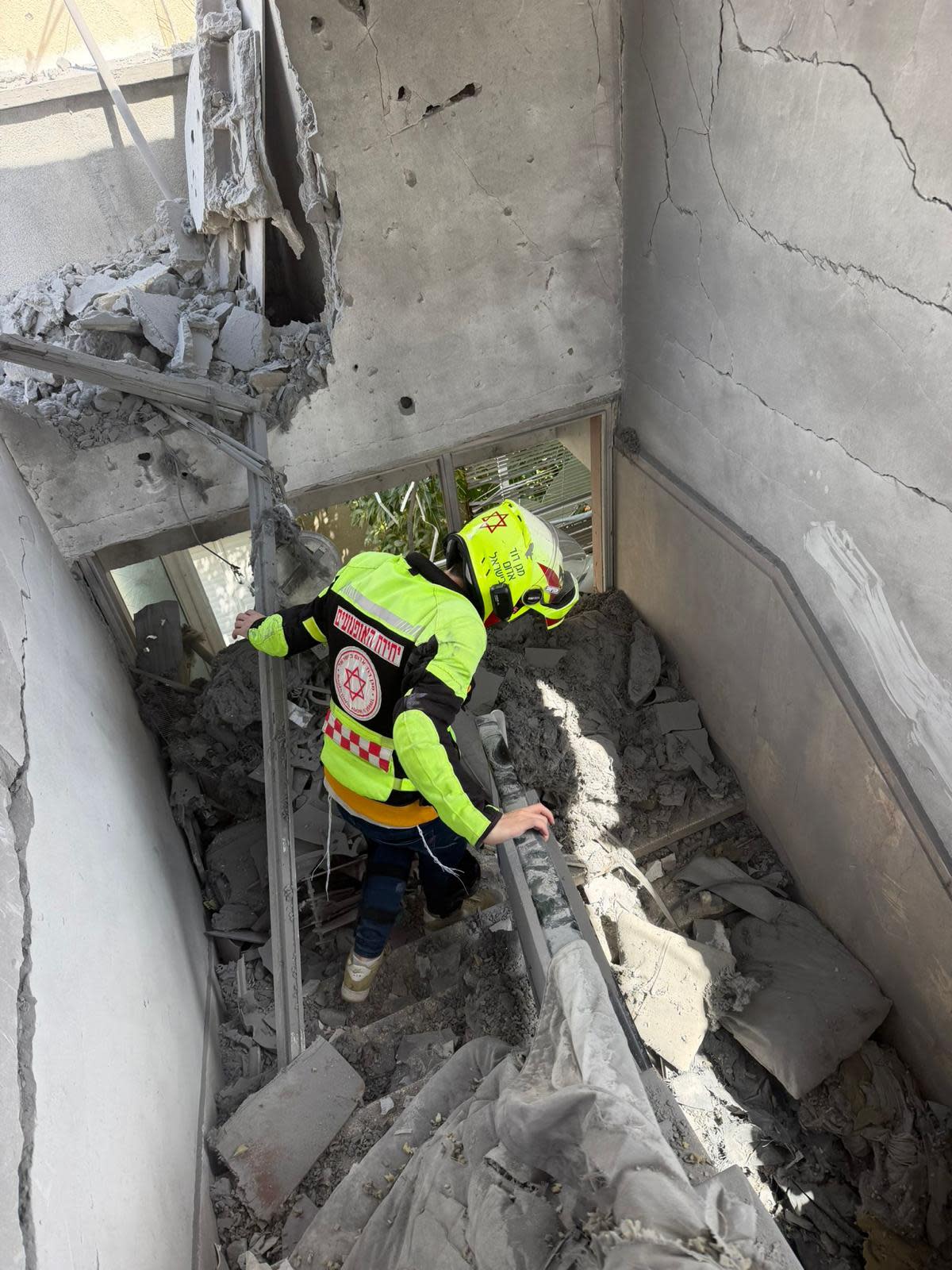 15 פצועים ב-7 זירות: המרכז בוער – „צפצופים באוזניים”