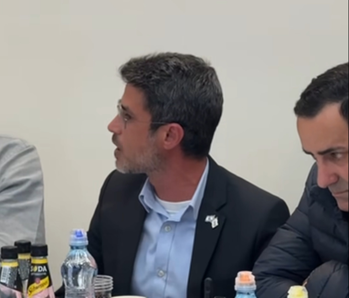 ראש עיריית קריית שמונה על הממשלה: 