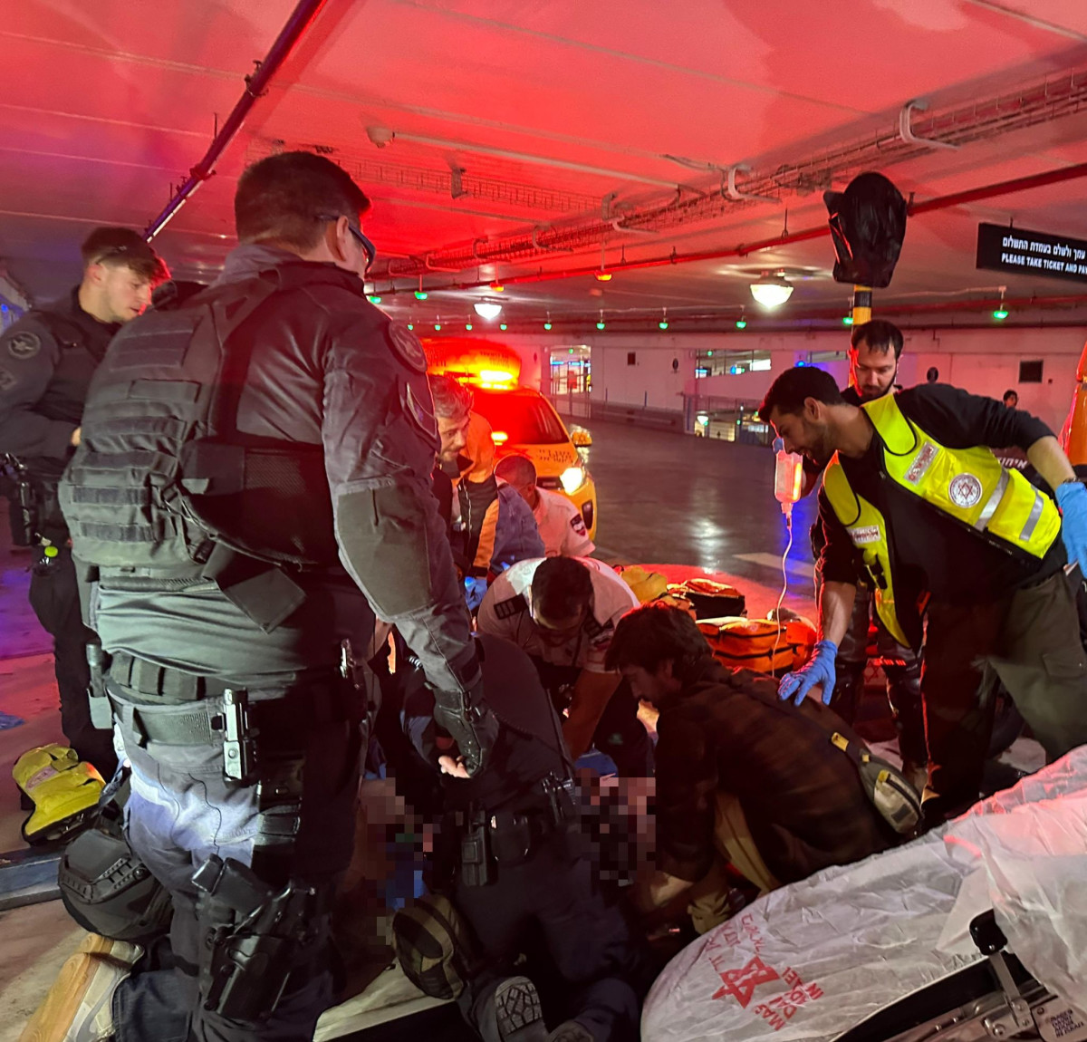 בזמן הירי מתימן וההפגנה בתל אביב: גבר לקה בדום לב במקלט ציבורי