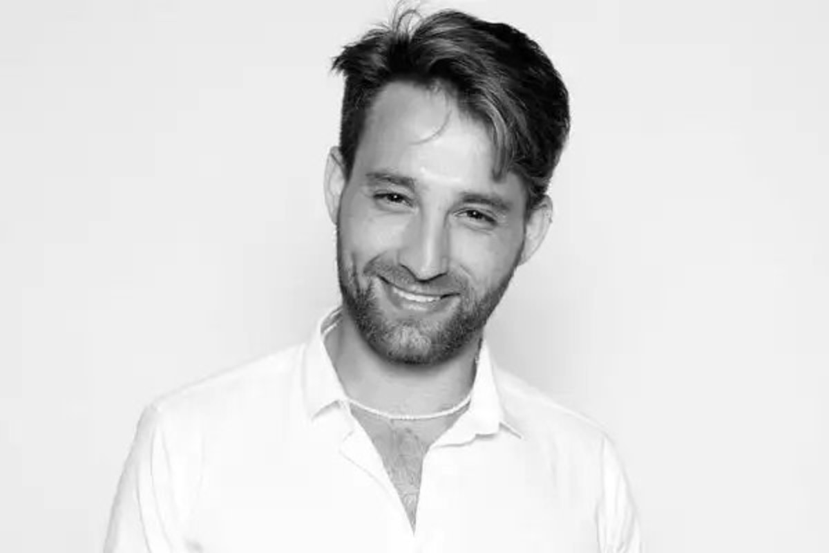 המוות הפתאומי של איש העסקים הצעיר: מהי מפרצת מוחית?