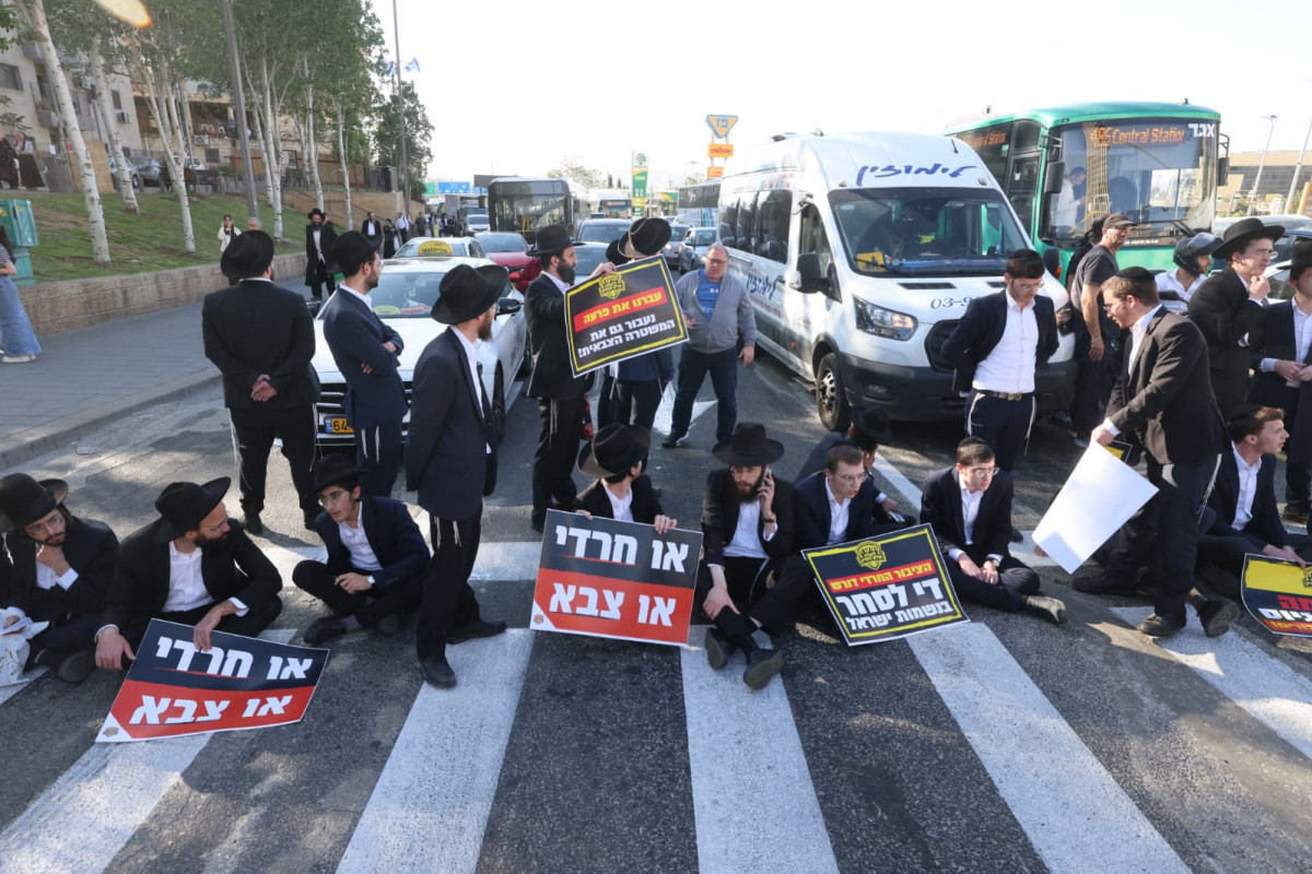 החרדים עצרו את המדינה - טראמפ עצר את נתניהו: במדינה מתוקנת כולם היו מתפטרים