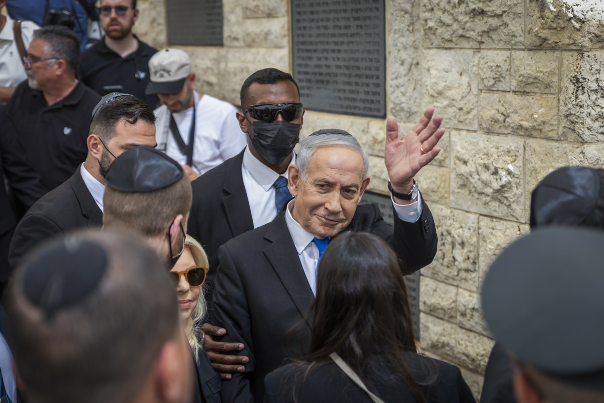 המקור לזלזול: הבדיחה של המקורב לנתניהו שהסבירה הכל | שלמה שמיר
