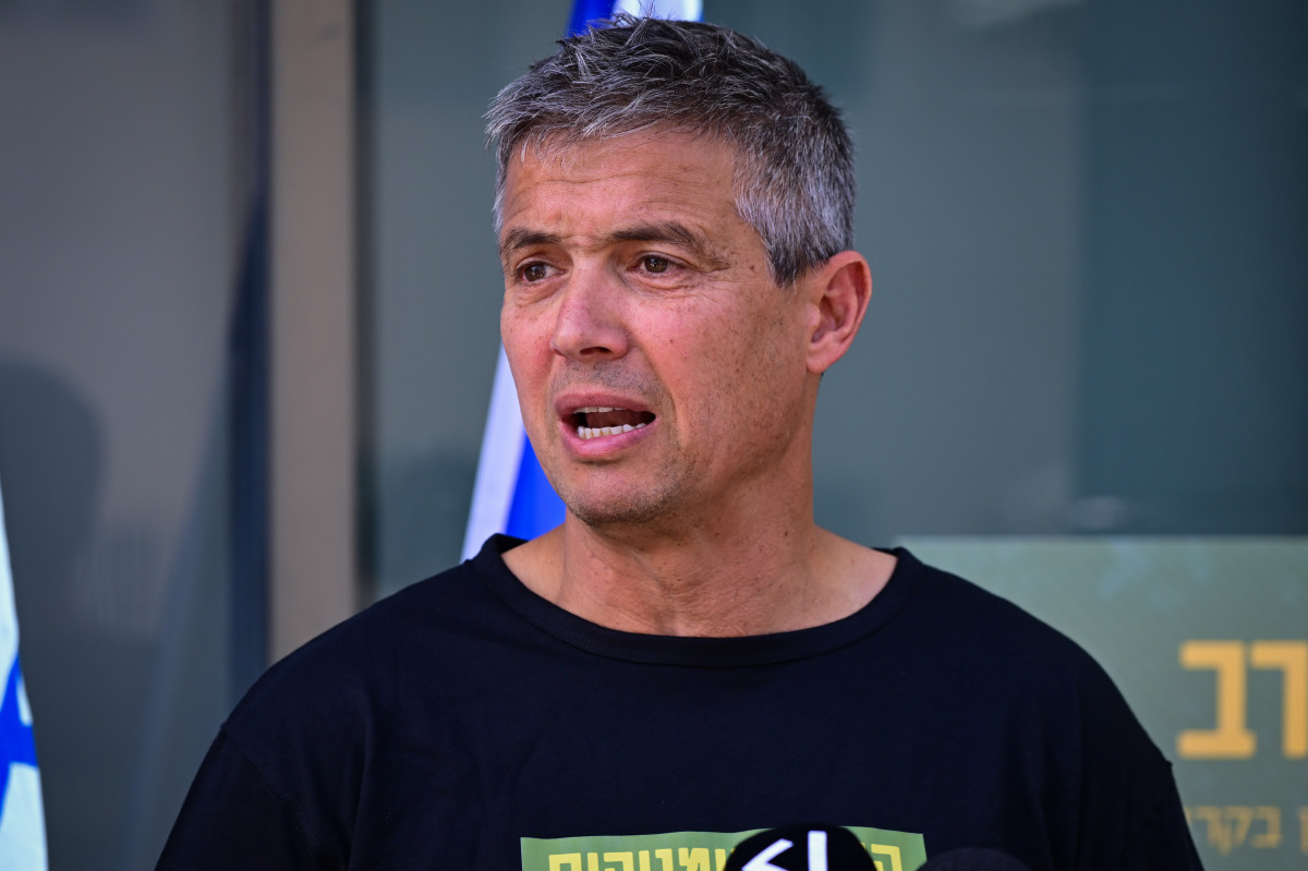 קודם פריימריז, אחר כך חיבורים: המהלך של מפלגת המילואימניקים