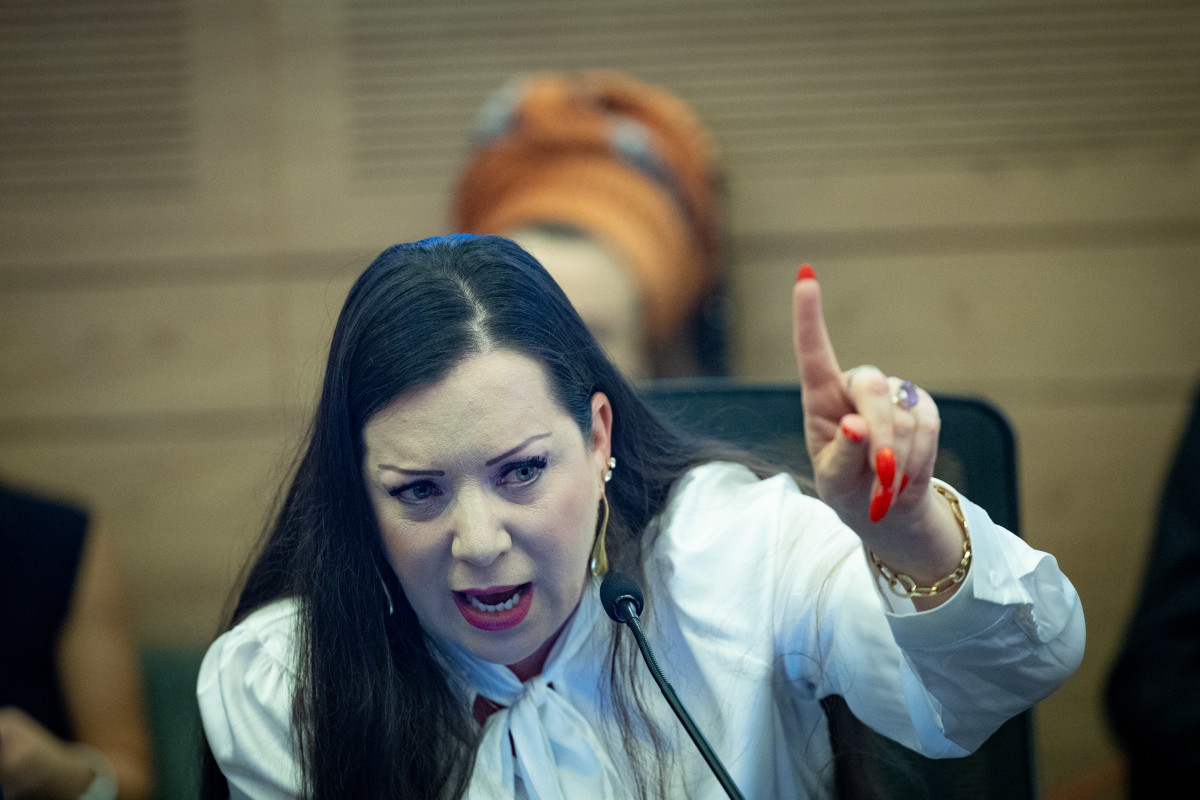 "עבריינית" ו"ארגון פשע": הפיצוץ חסר התקדים שגרם ליועמ"שית לנ