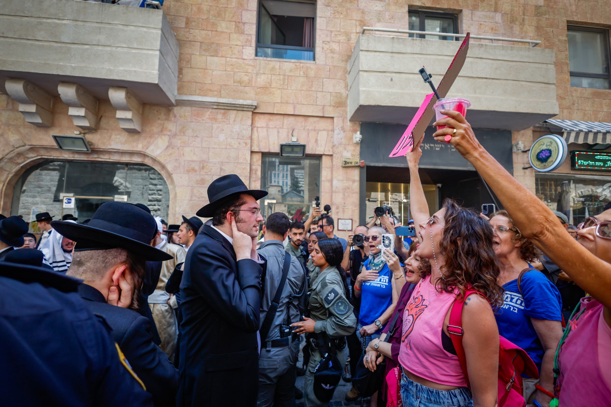 Protests and Clashes in the Heart of Tel Aviv: Sixth Weekend of Demonstrations