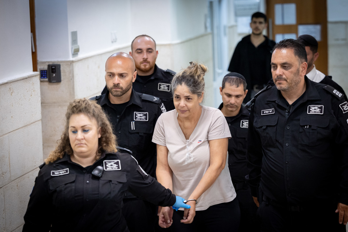 הפרשה מסתעפת: אמה של לינור ששון נחקרה בחשד לזיוף מסמך של בית המשפט