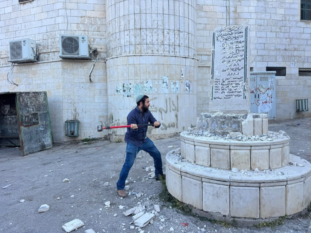 Uproar in the IDF following the demolition of a monument in a Palestinian village by a Member of Knesset