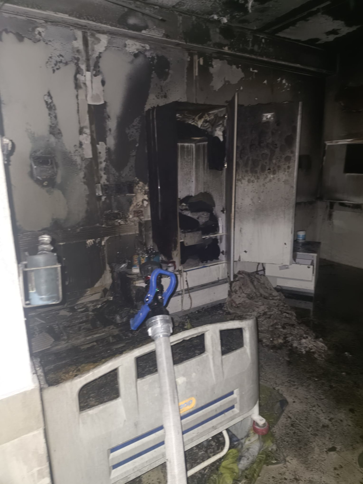 שריפה פרצה בבית אבות בבני ברק: עשרות פונו – שניים במצב קשה