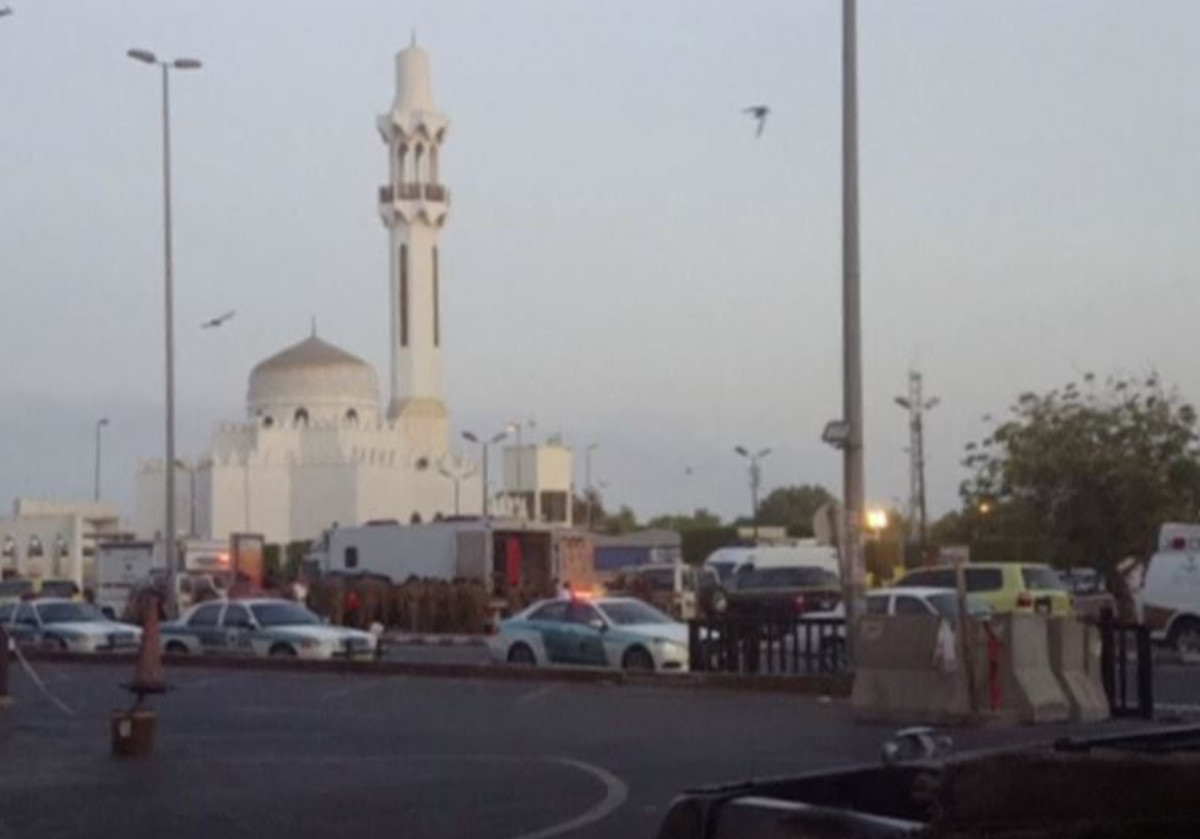 מכה תדמיתית: זעזוע בעולם הערבי מהמתקפה של דאעש על קבר הנביא מוחמד ...