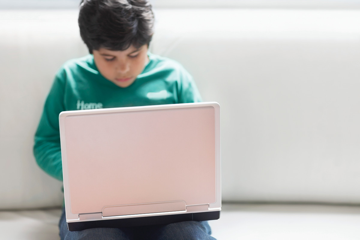 לא חייבים להתפשר: מסכי המחשב שלא ישברו לכם את הכיס