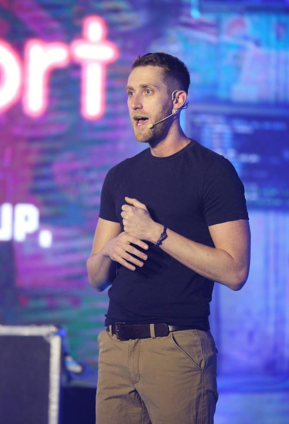 אחרי 32 מיליארד מגוגל: רפפורט בא לקנות את החדשות שלכם