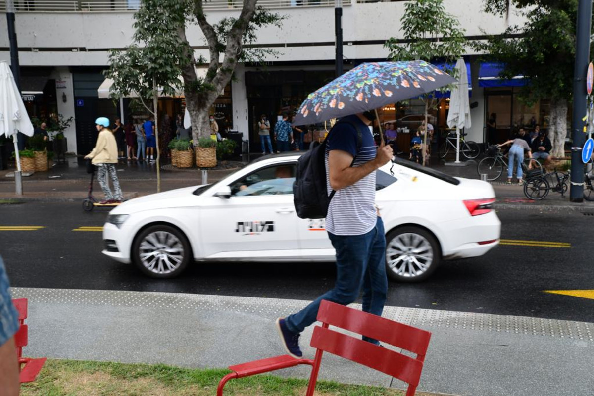 זה יתחיל רגוע - ואז יתהפך: מה שמחכה לכם היום לא רגיל | מזג אוויר