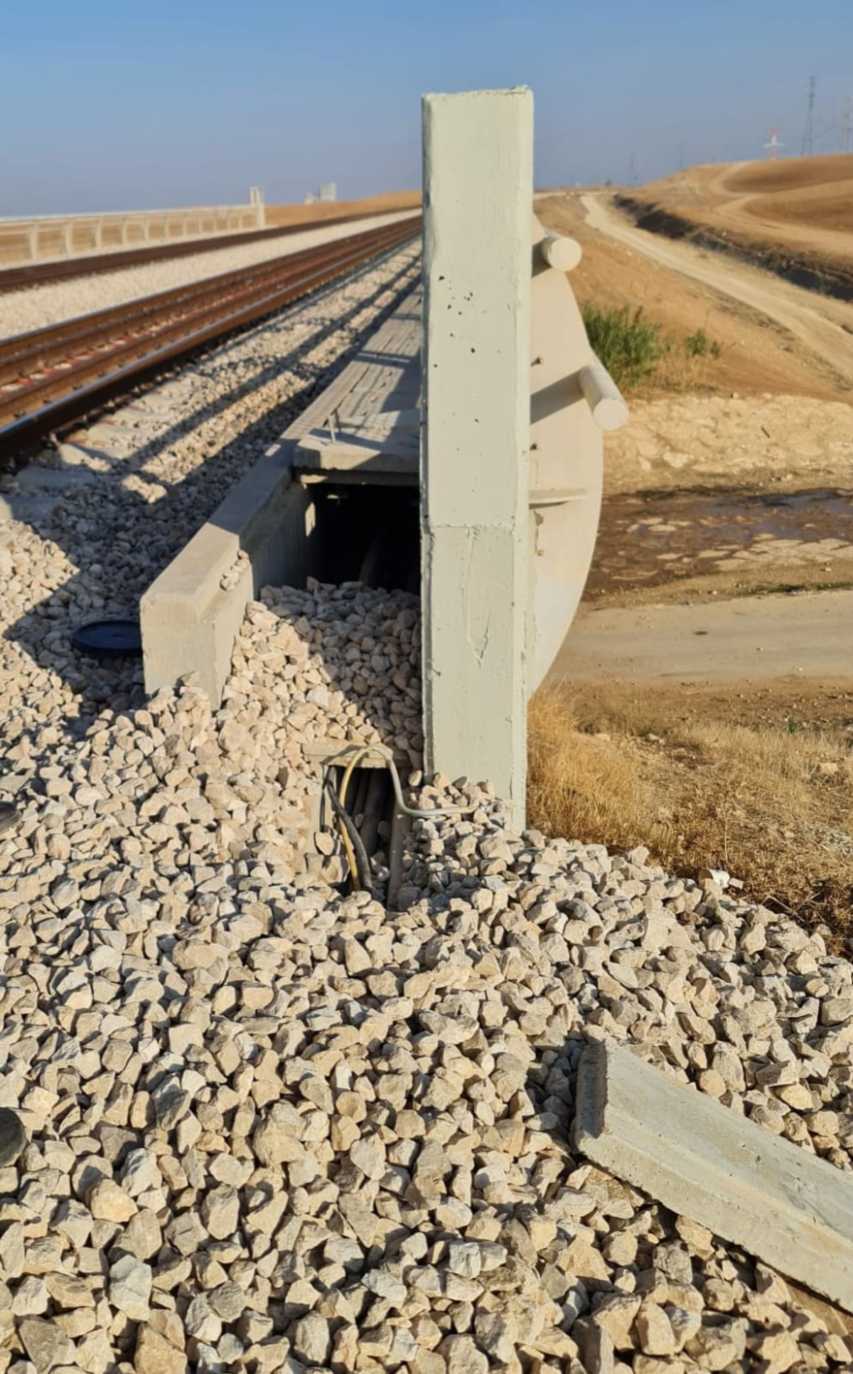 גניבת כבלי התקשורת בדרום: הנזק תוקן, תנועת הרכבות תחודש במוצ