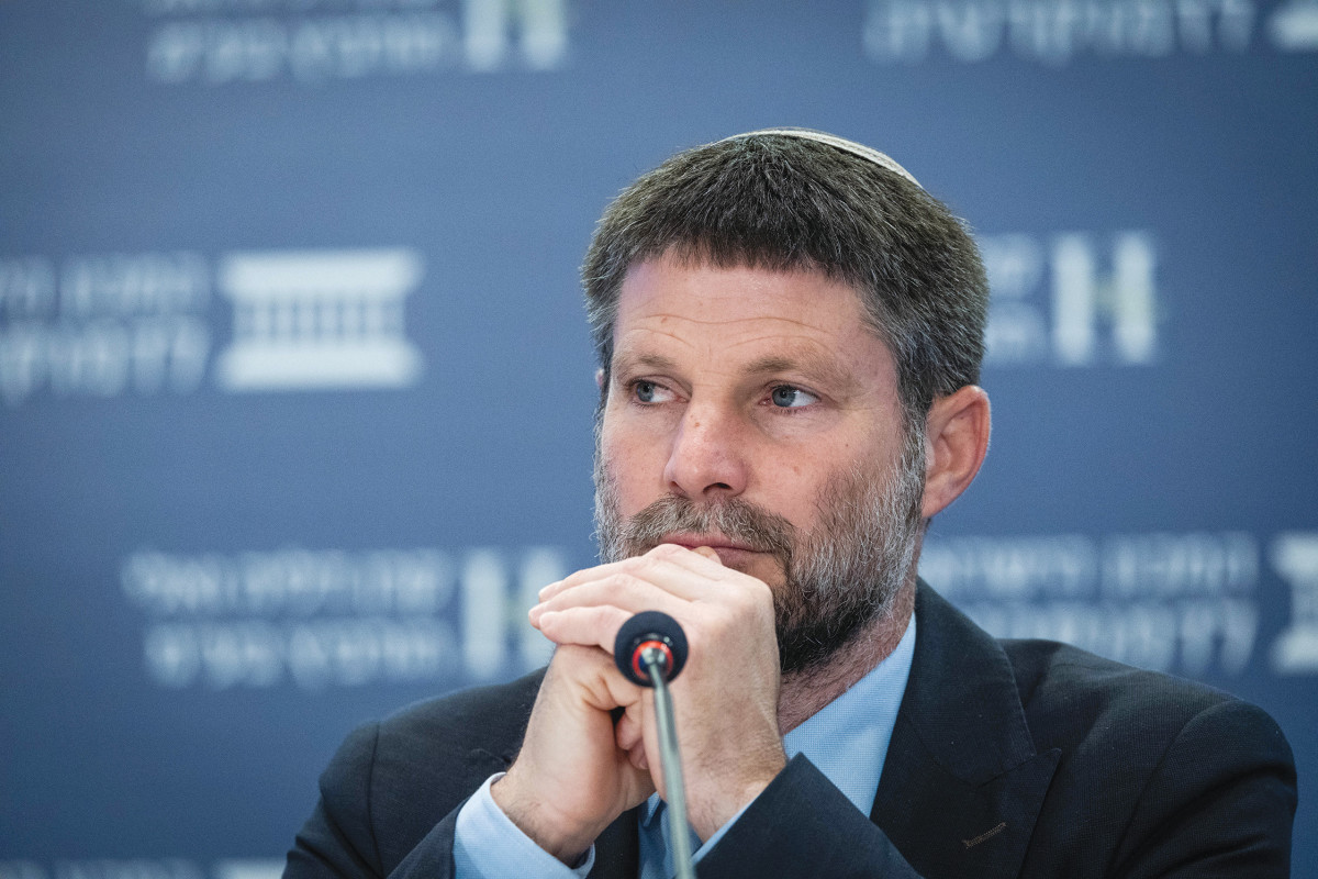 הנתונים חושפים: זו הסיבה שהציונות הדתית לא עוברת ברוב הסקרים את אחוז החסימה