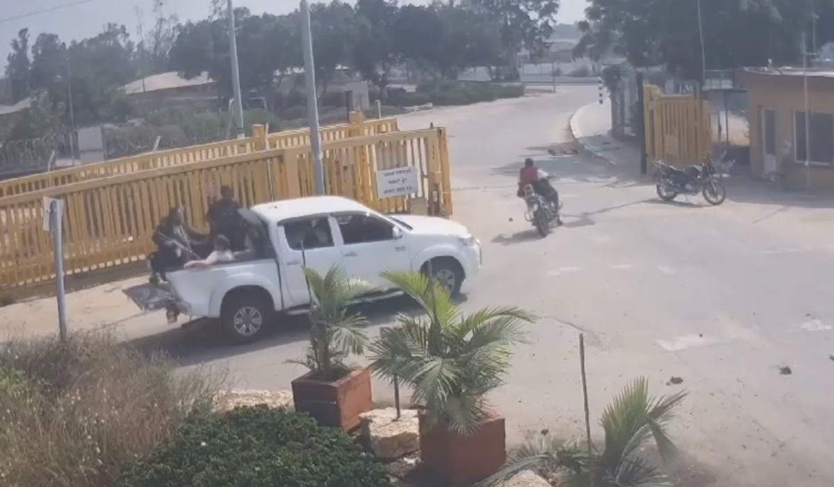 תיעוד מצמרר: כך נחטפו בנות משפחת ליימברג | צפו  | חדשות מעריב