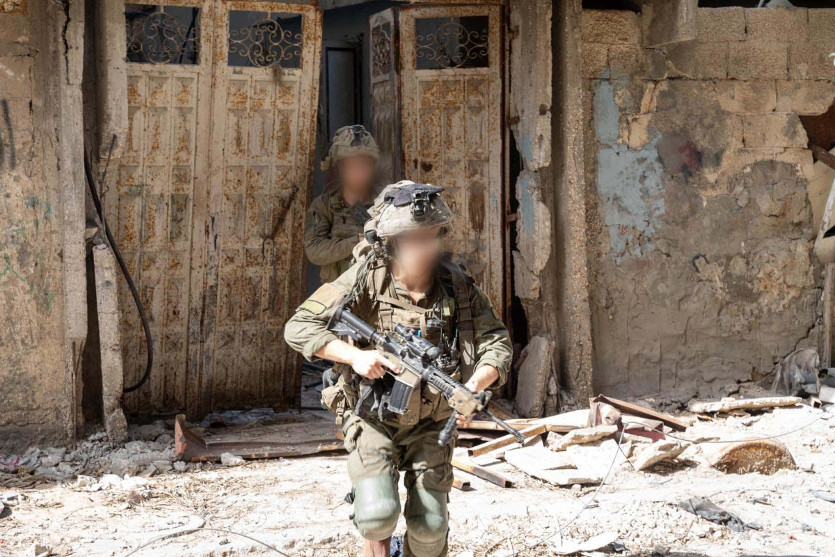 Yogev Bar Shesht, one of the senior officers in the IDF, was injured in a battle in the Gaza Strip