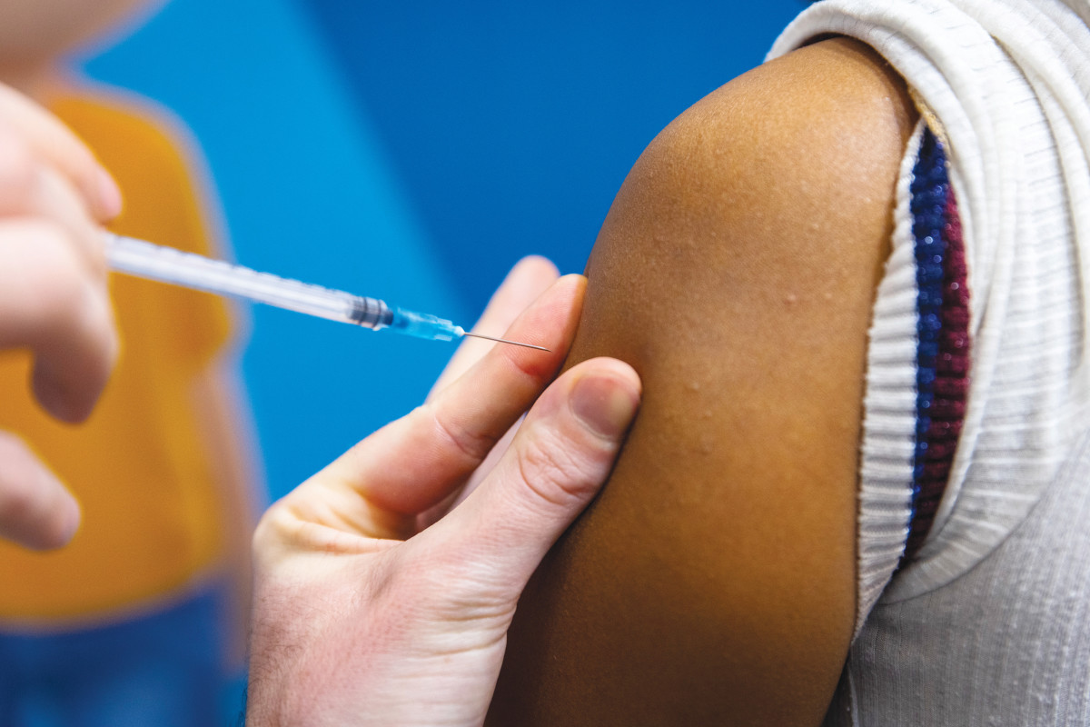New Study Shows Papilloma Vaccine Prevents Cancer in Men as Well