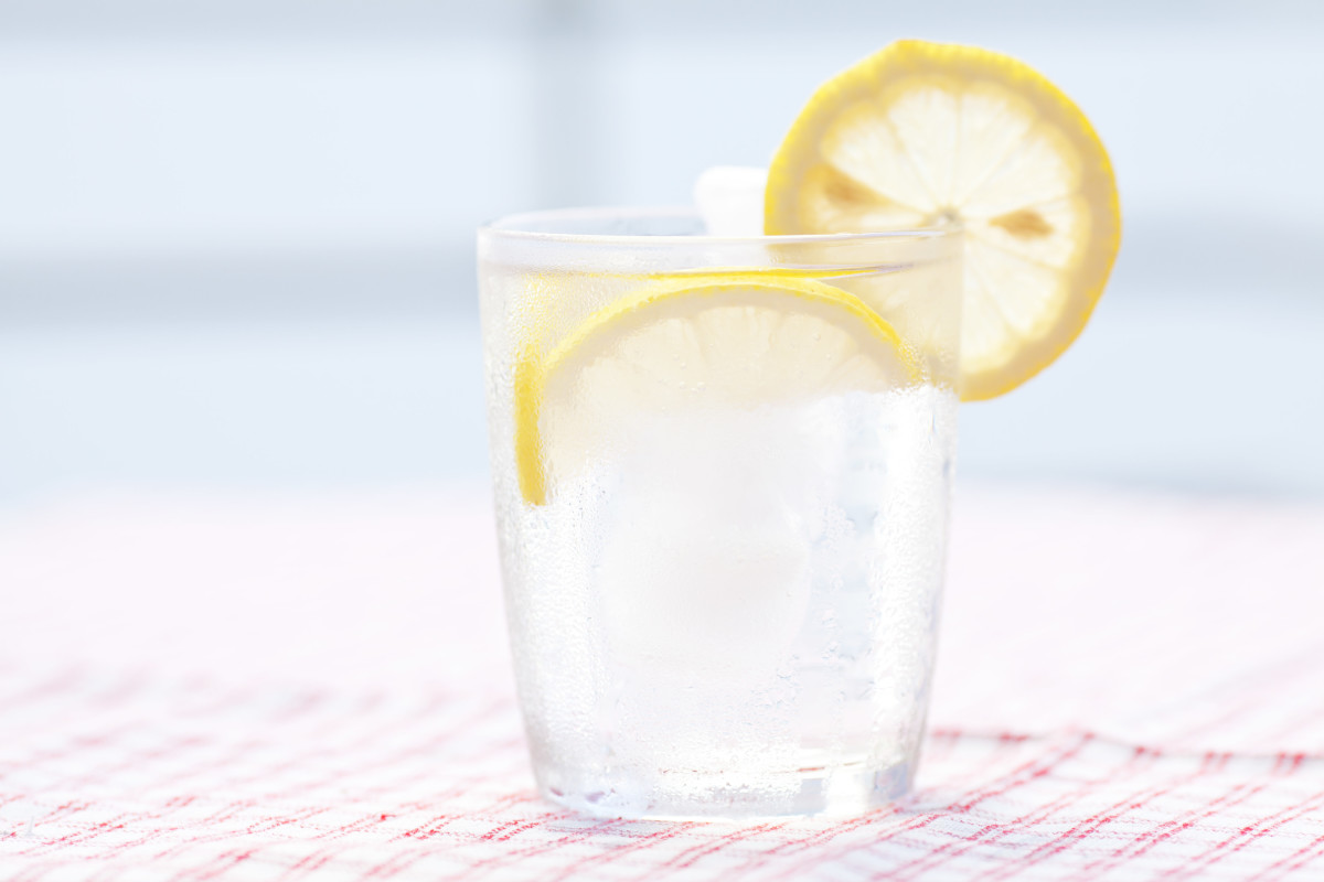 Can Drinking Lemon Water Help Burn Calories?