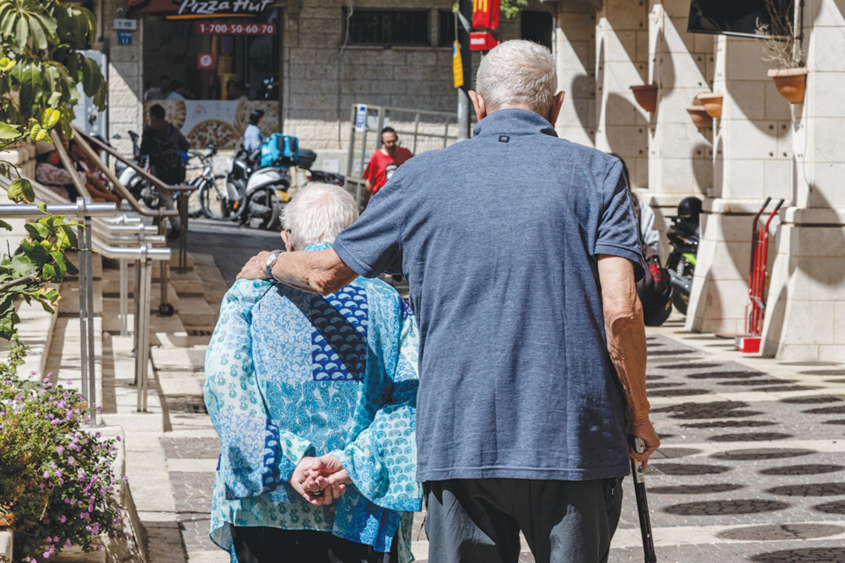 מתים מבדידות: אובדנות הקשישים החריפה מאז פרוץ המלחמה