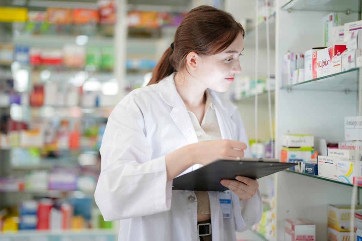 Fewer queues and loads: The Knesset confirmed the pharmacy technician profession