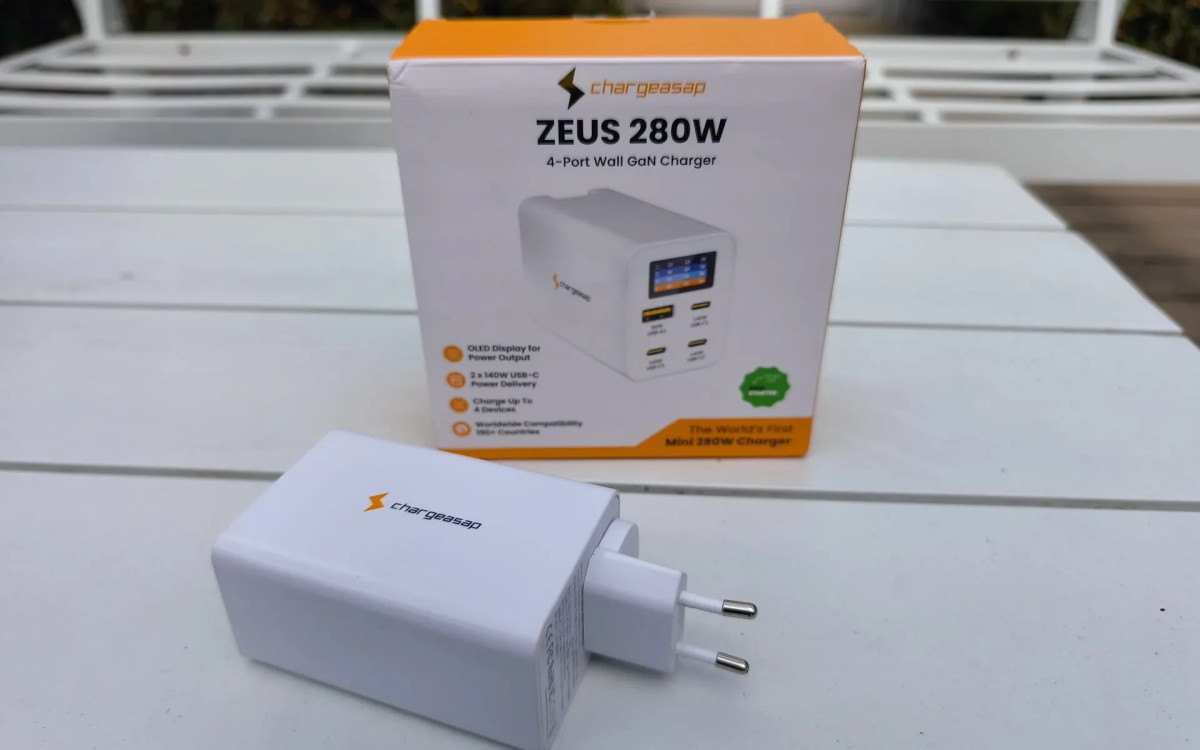 Working with the laptop in the office? The Zeus 280W will make your charging more convenient and faster