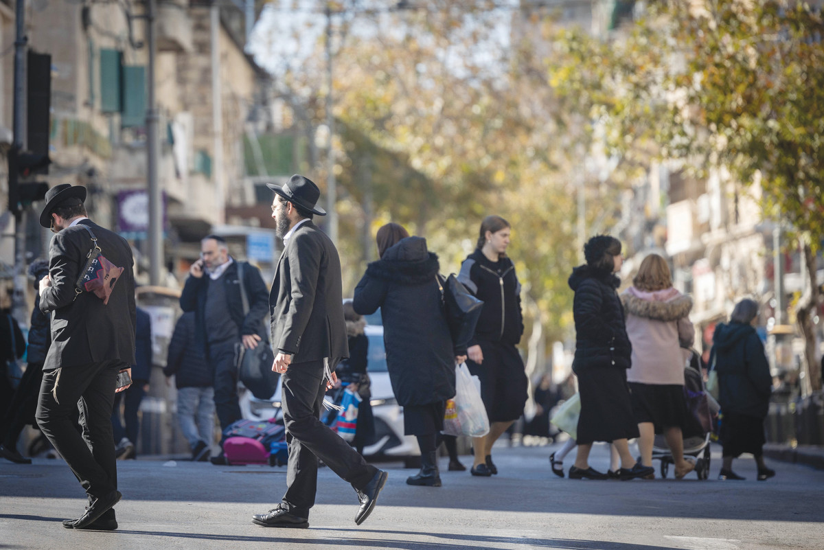 טען שנסחט ומאיימים על חייו: אדם התחזה לחרדי ושדד עשרות אלפי שקלים