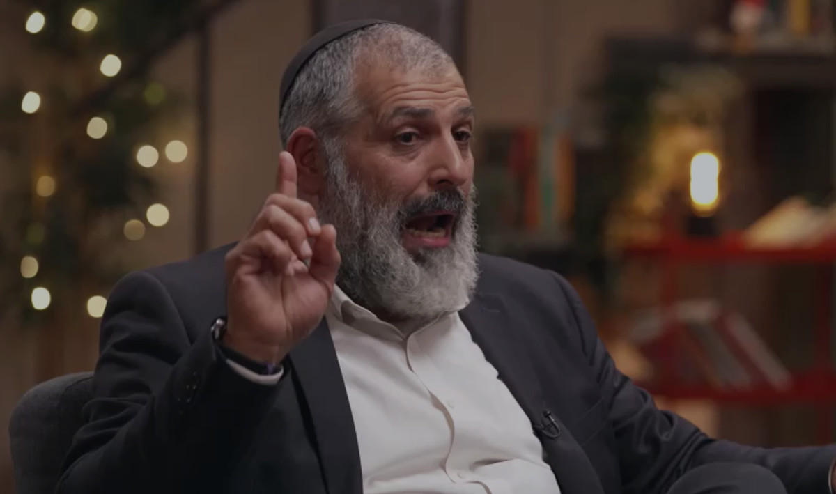 צבי יחזקאלי חושף לראשונה: למה עזב את חדשות 13 אחרי 22 שנים? | מעריב