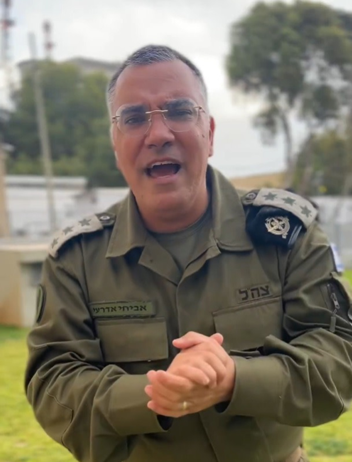 אביחי אדרעי תוקף את הנהגת חמאס: "מנהלים חיים של מותרות בזמן שאזרחים סובלים"