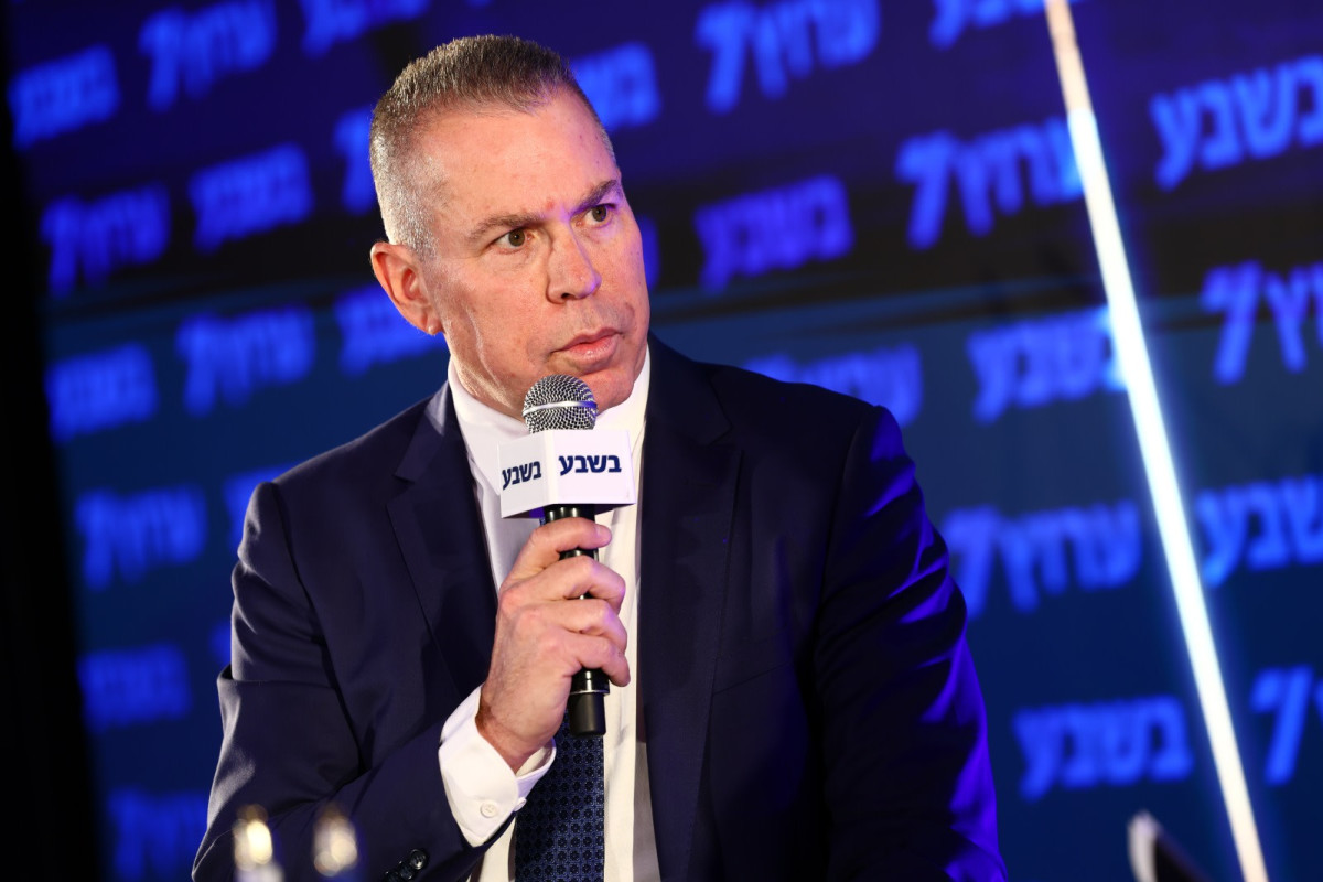 ליכוד ב' בדרך? גלעד ארדן מתייחס לשמועות - ושולח עקיצה לבני גנץ