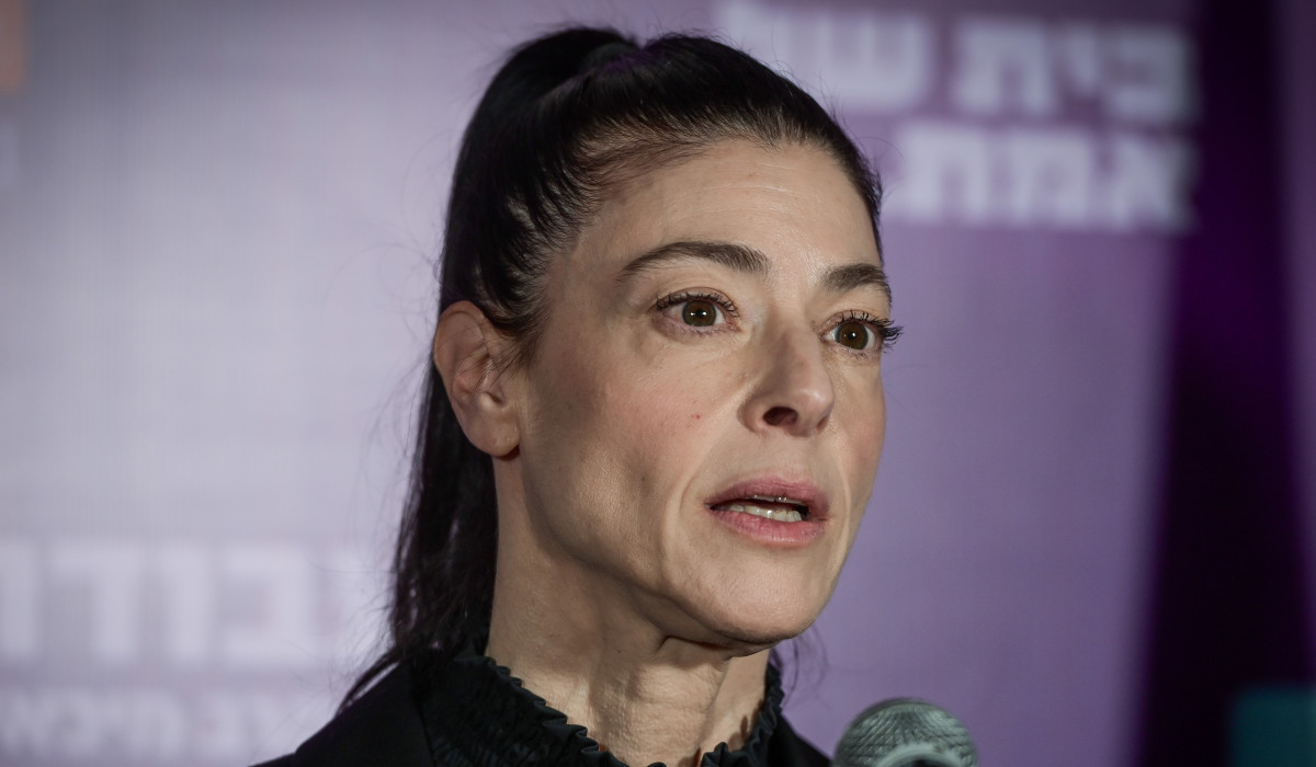 מרב מיכאלי הגנה על סבה: “תפסיקי לגנוב כספי ציבור”