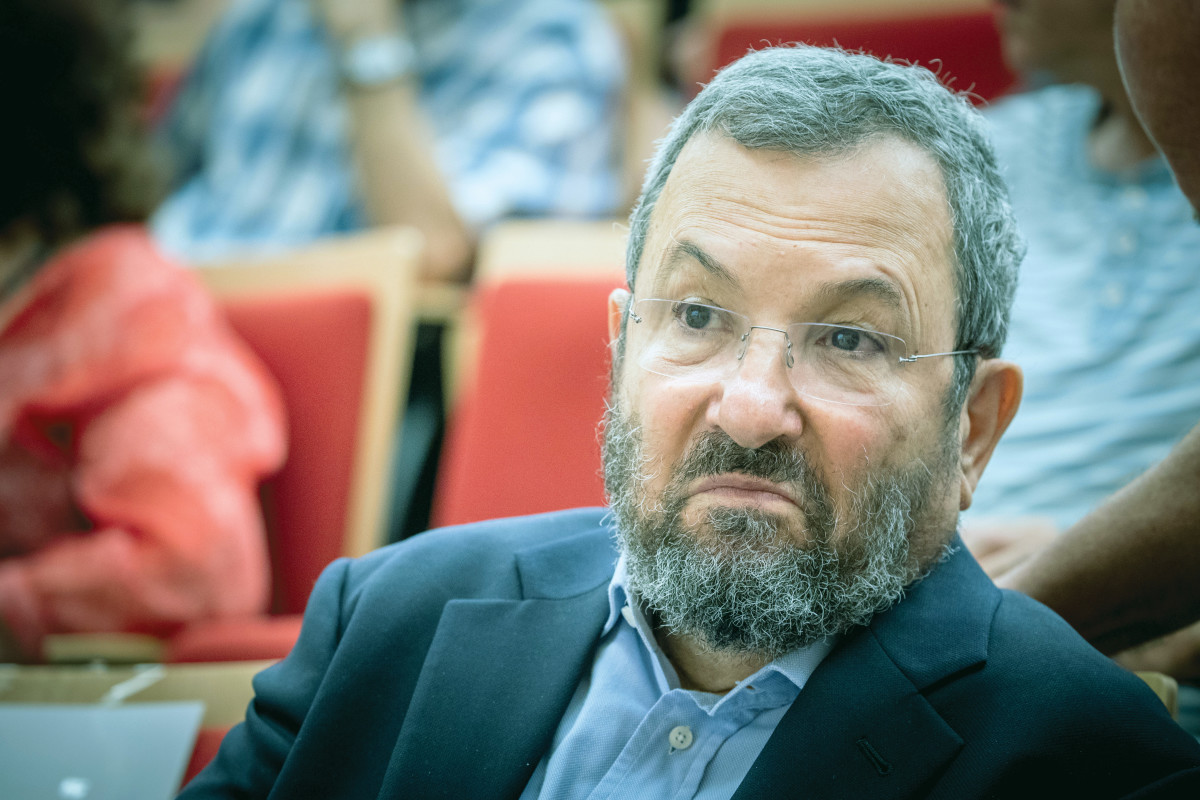 סערה בישראל: ההקלטות של אהוד ברק בפרשת ג'פרי אפשטיין | האזינו