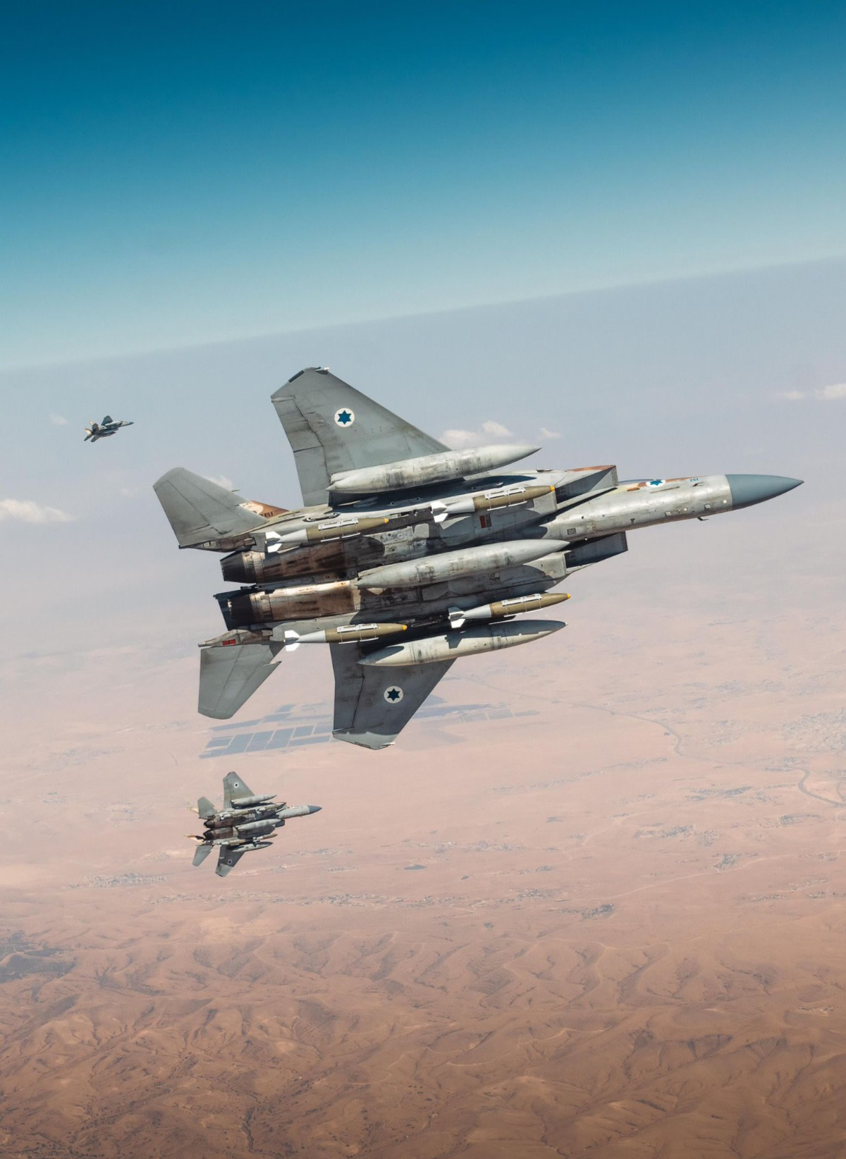 חיל האוויר בונה צבא רחפנים: „2,000 טורפים יפציצו את המזרח התיכון בו זמנית” |...