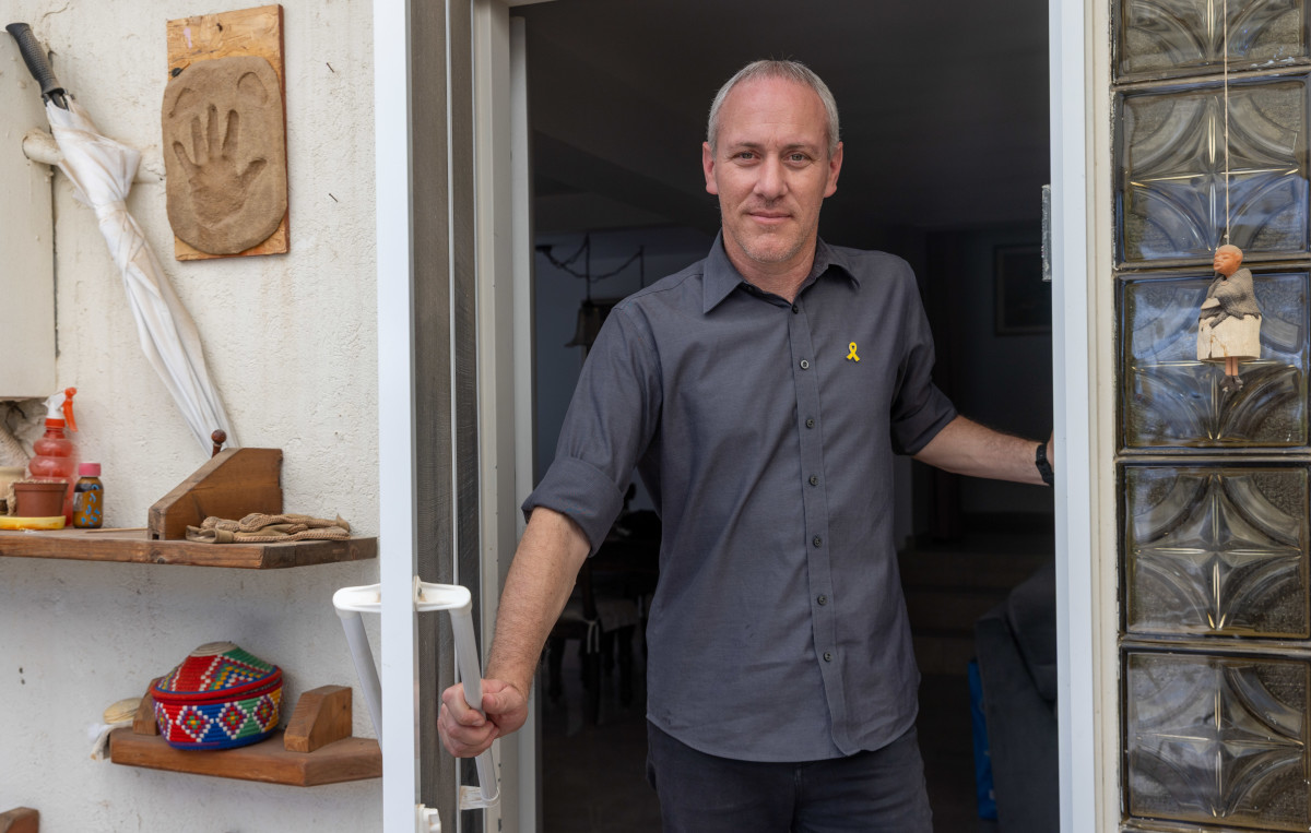 כחול לבן מתפרקת? העזיבה שמציבה את גנץ מול רגע האמת | אנה ברסקי