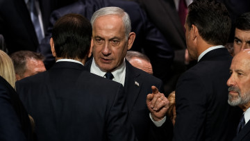 הלם בארה"ב, רווח בישראל: כך נתניהו סובב את בכירי ממשל טראמפ בכמה שניות | ד"ר לירז מרגלית