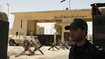 על הראש של ישראל: ראש ממשלת הטכנוקרטים בעזה הכריז על פתיחת מעבר רפיח