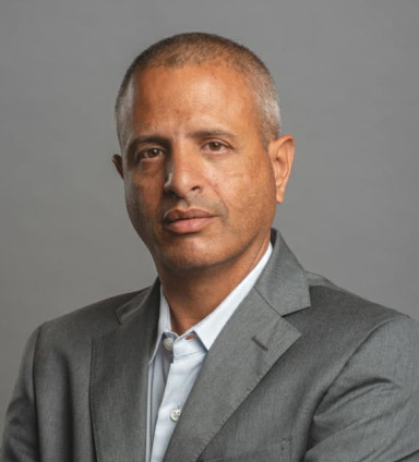 עו"ד גיא בוסי