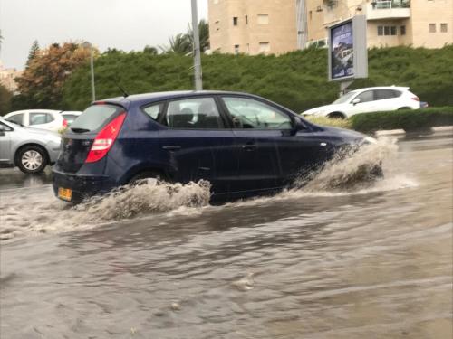 תחזית מזג האוויר היום ימשיך להיות קריר מרביעי הגשם חוזר מעריב