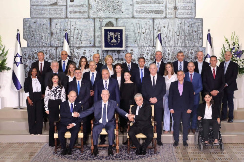 ממשלת בנט לפיד קיבלה את המחמאה הגדולה בארה"ב מכיוון לא בלתי צפוי ...