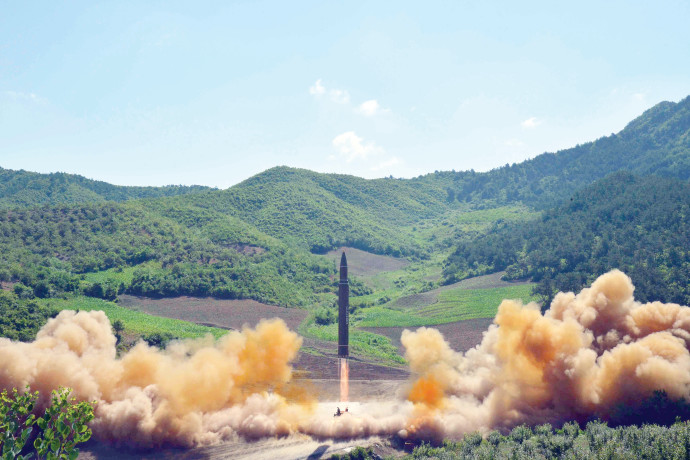 ניסוי טילים של קוריאה הצפונית (צילום: רויטרס)