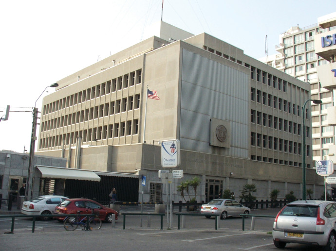 השגרירות האמריקאית בתל אביב (צילום: CC BY-SA 3.0)