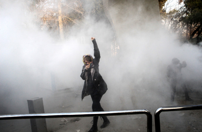 הפגנות באיראן (צילום: AFP)