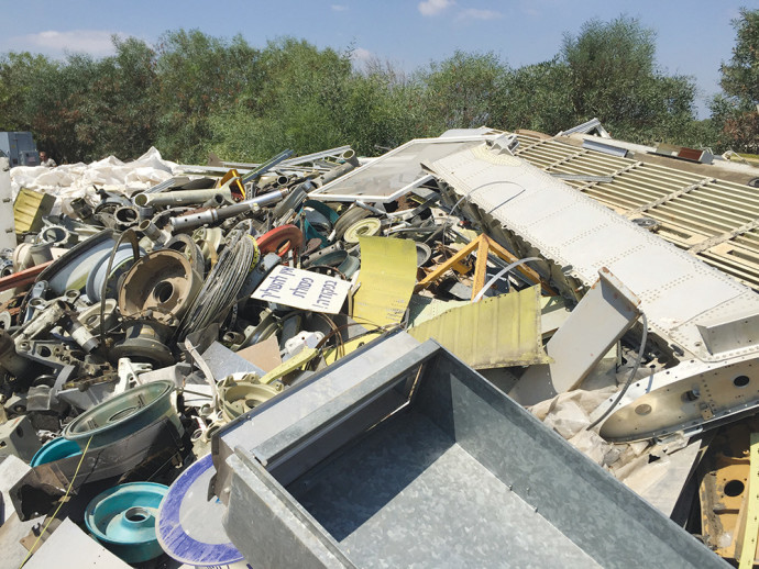 פסולת אלקטרונית (צילום: באדיבות תאגיד המחזור מ.א.י.)