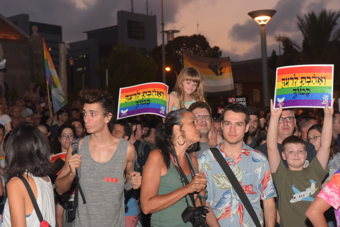 חוק הפונדקאות: קואליציה של ימניים וחרדים לא תעניק שוויון ...