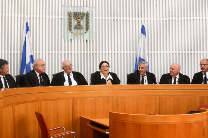 שופטי בית המשפט העליון (צילום: מרק ישראל סלם)