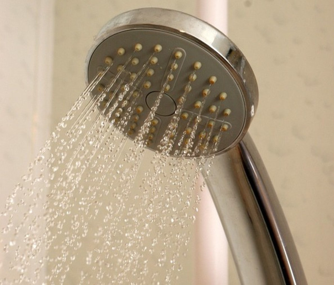 מקלחת (צילום: Pixabay)